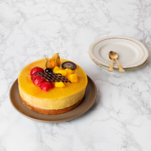 Mango och passionsmousse - lätt och elegant tårta | Dahls Bageri